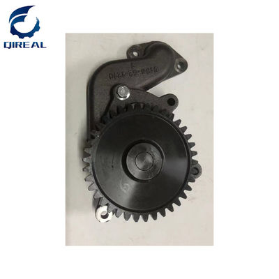 Excavator PC200-3 S6D105 Engine Spare Parts Oil Pump 6136-52-1100